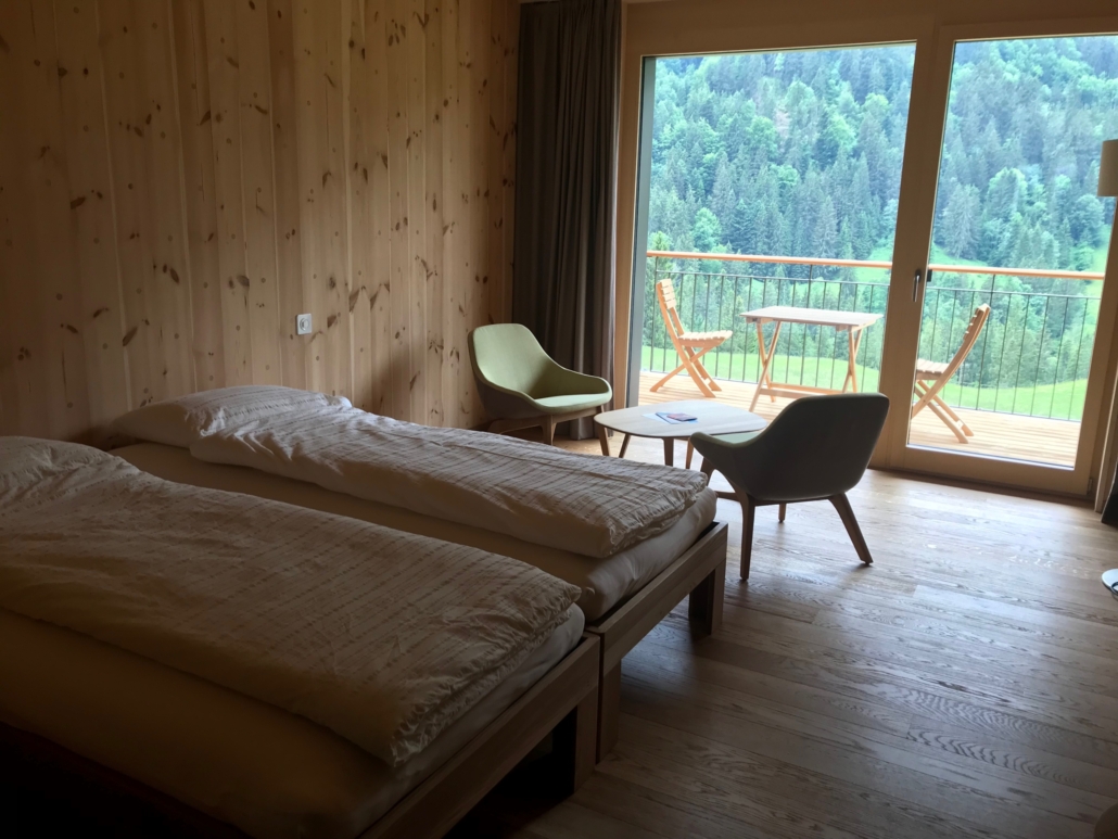 Breathwork Retreat Hotelroom-Kiental-Chienehuus