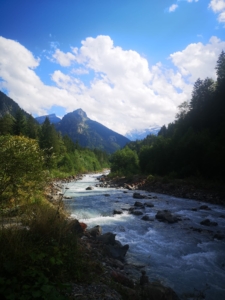 Breathwork-Retreat Kiental am Fluss